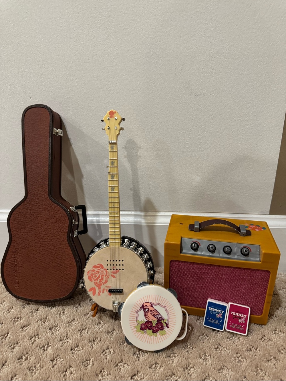 American Girl Tenney Grant Musical Instrument Lot Banjo Guitar Amp Retired